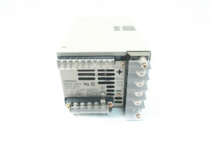 S82D-3024 OMRON
