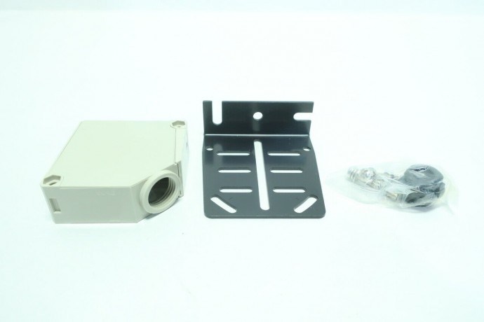 MR3-M200PT-12-240V-U MATSUSHITA