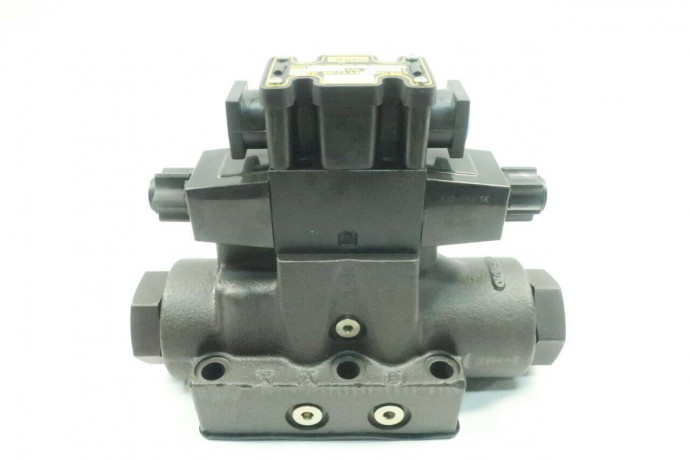 D61VW8C1NYCF 75 PARKER