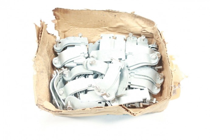 702-2-HDG THOMAS&BETTS