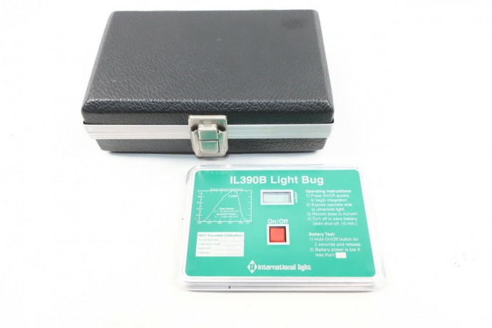 IL390B INTERNATIONAL LIGHT