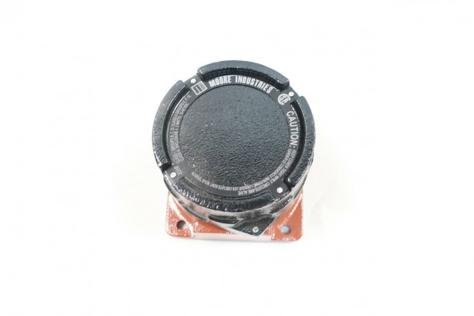 ACX/0-5AAC/4-20MA/12-42DC/-EM [2LS] MOORE INDUSTRIES