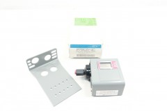 P72CA-4C JOHNSON CONTROLS