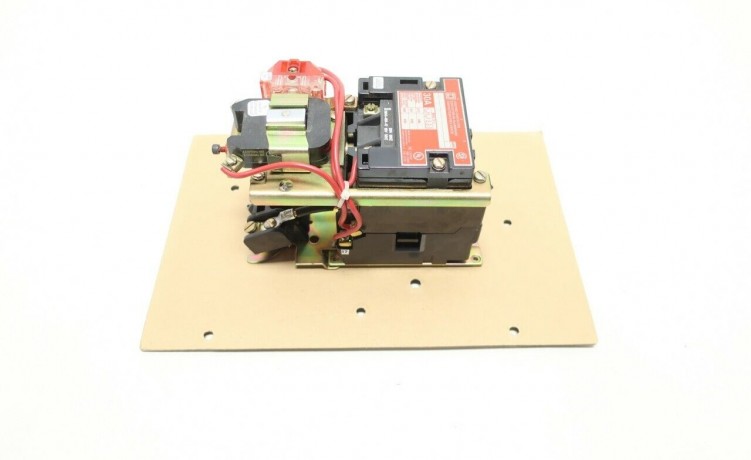 8903SMO11V02 SQUARE D